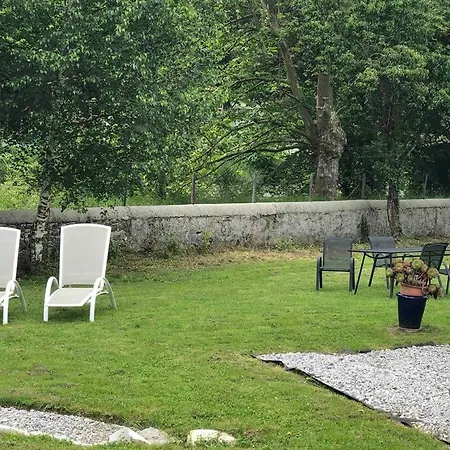 Au Bord Du Gave Apartment