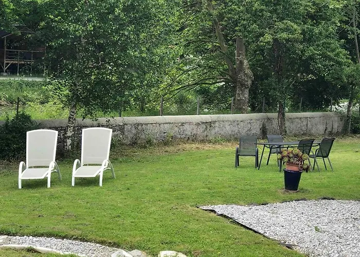 Au Bord Du Gave شقة