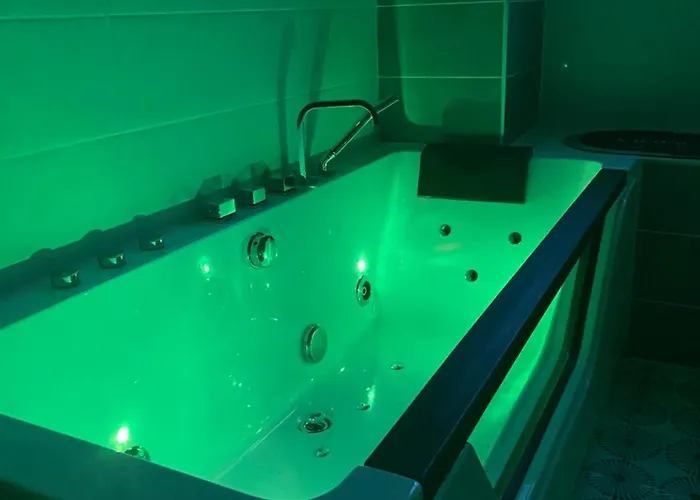 Au Bord Du Gave شقة